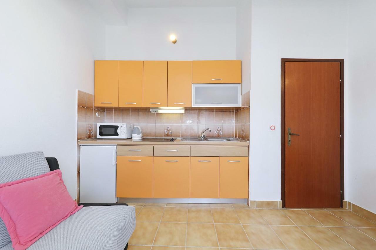 Apartments Vedrana ビオグラード・ナ・モル エクステリア 写真