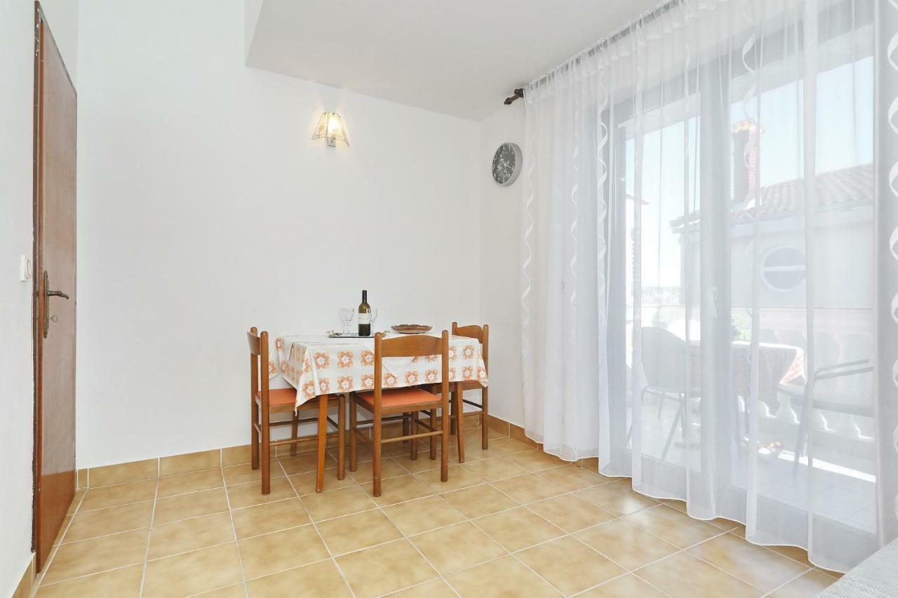 Apartments Vedrana ビオグラード・ナ・モル エクステリア 写真