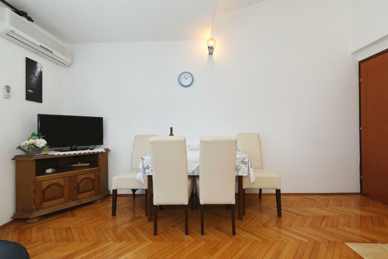 Apartments Vedrana ビオグラード・ナ・モル エクステリア 写真