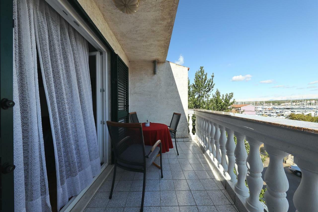 Apartments Vedrana ビオグラード・ナ・モル エクステリア 写真